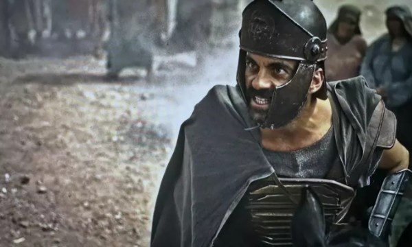 Türk oyuncu Hollywood sahnesinde!